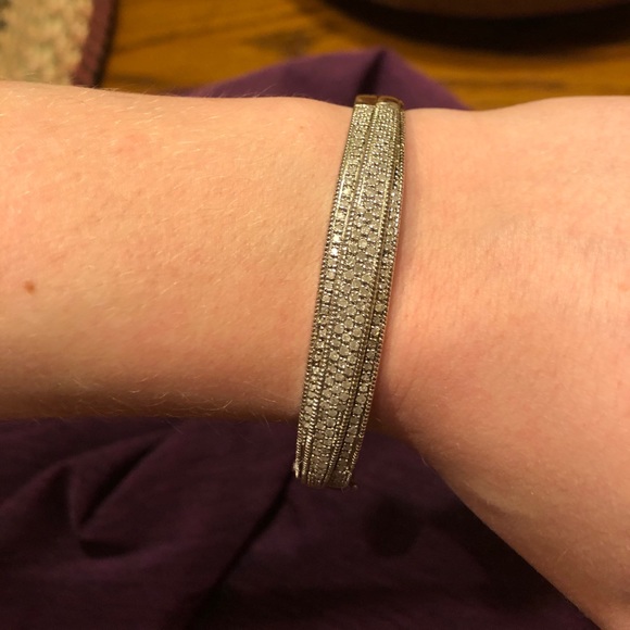 Genuine Diamond Hinged Bangle Bracelet - Picture 6 of 8